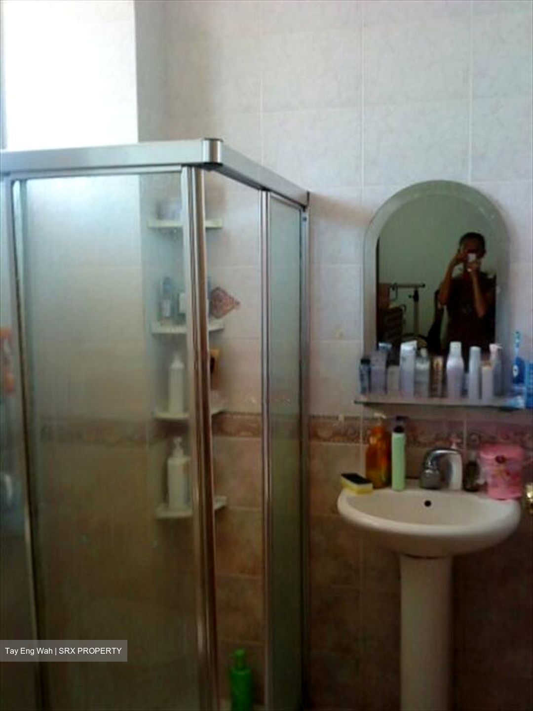 Lorong 104 Changi (D15), Terrace #470258581